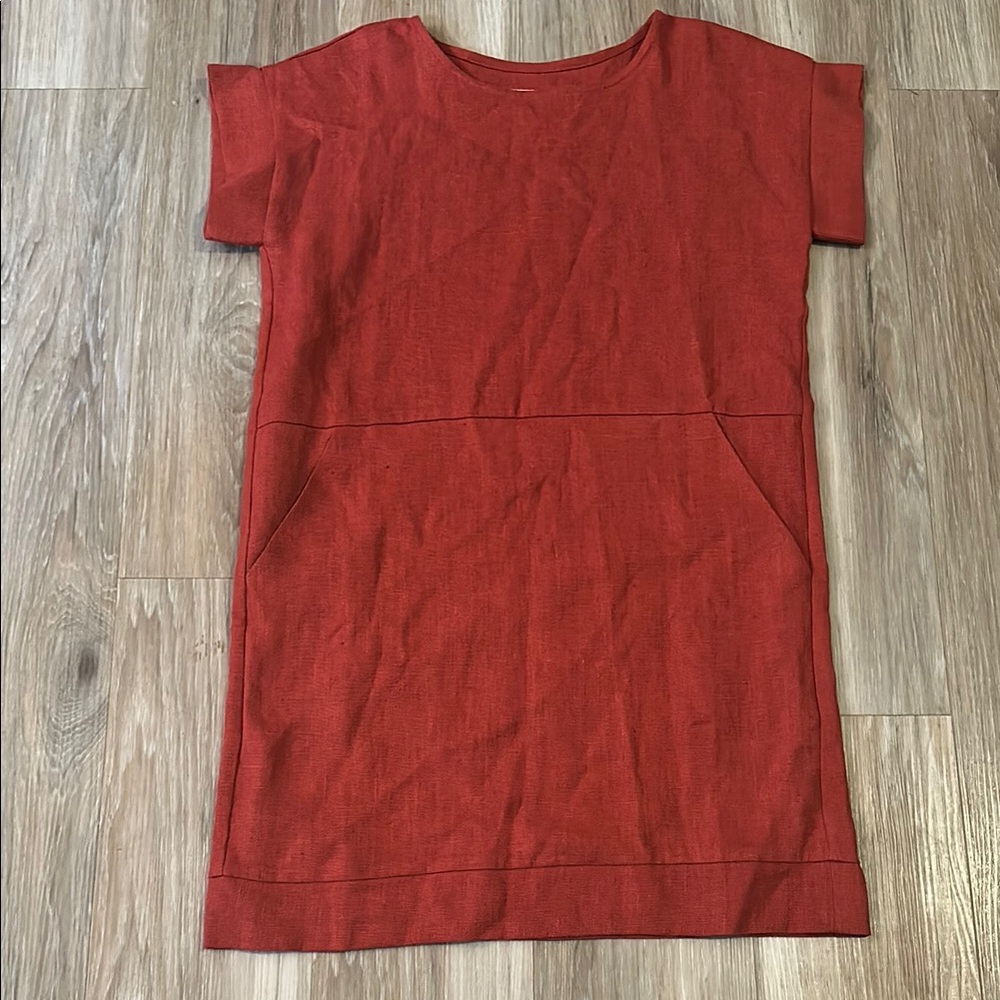 Elegant Red Midi Dress